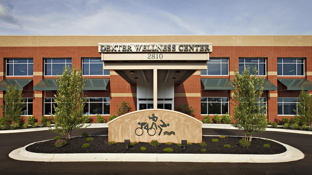 2810 Baker Rd, Dexter, MI 48130