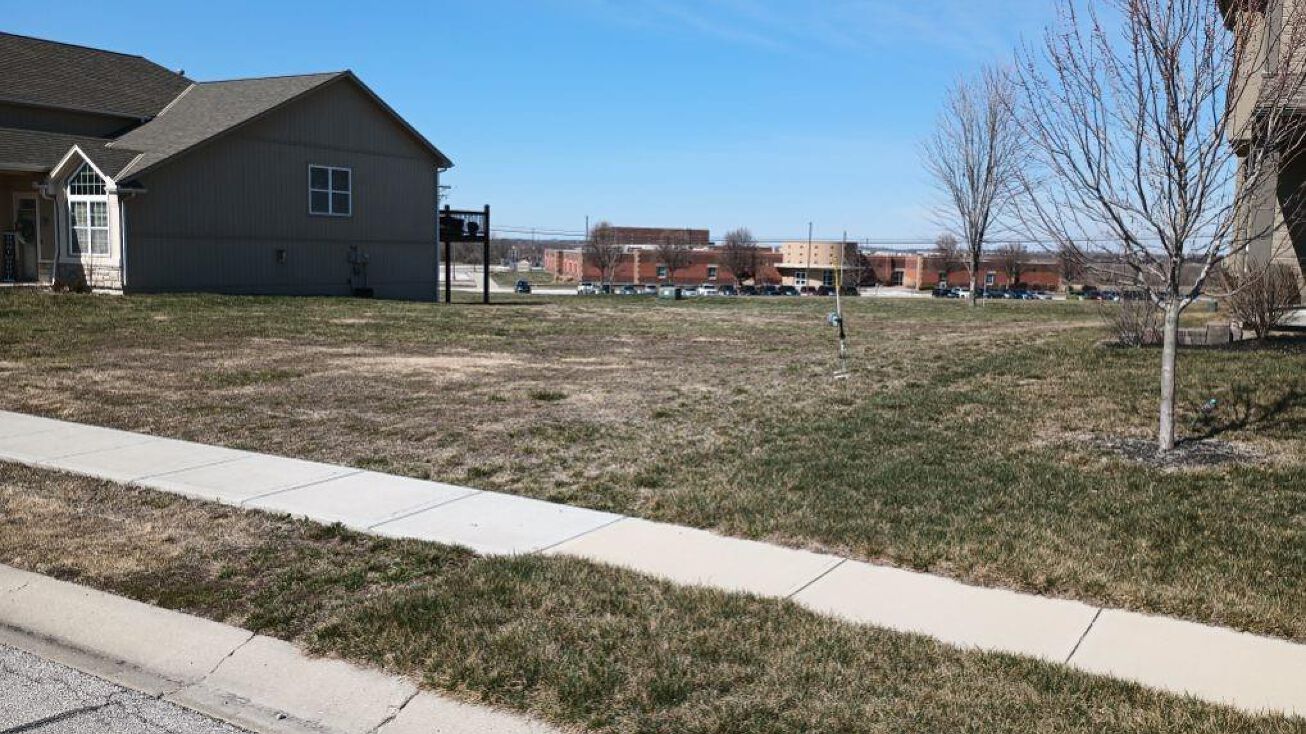 906 Kodiak Street, Raymore, MO 64083