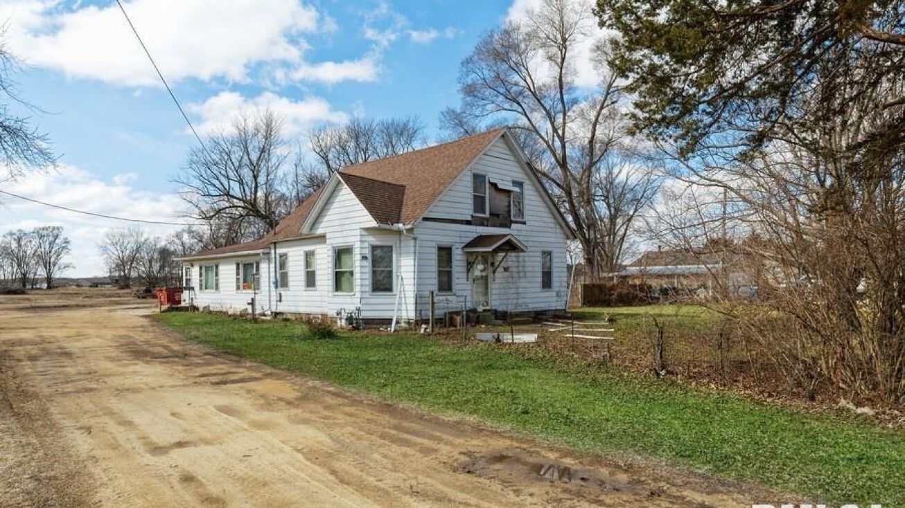 1509 9TH Avenue, Camanche, IA 52730