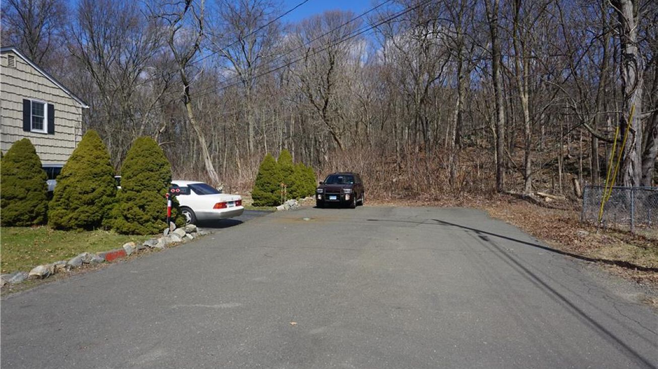 309329 Park Drive, Bridgeport, CT 06602