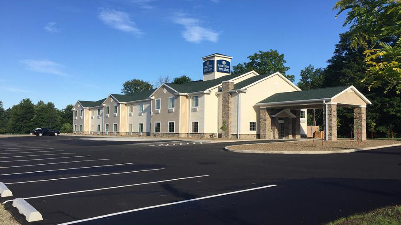 4995 Station Rd, Erie, PA 16510