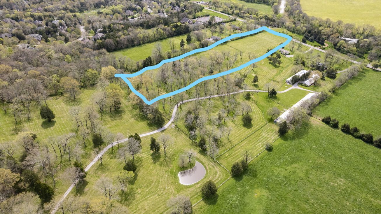 1196 Sneed Rd W, Franklin, TN 37069