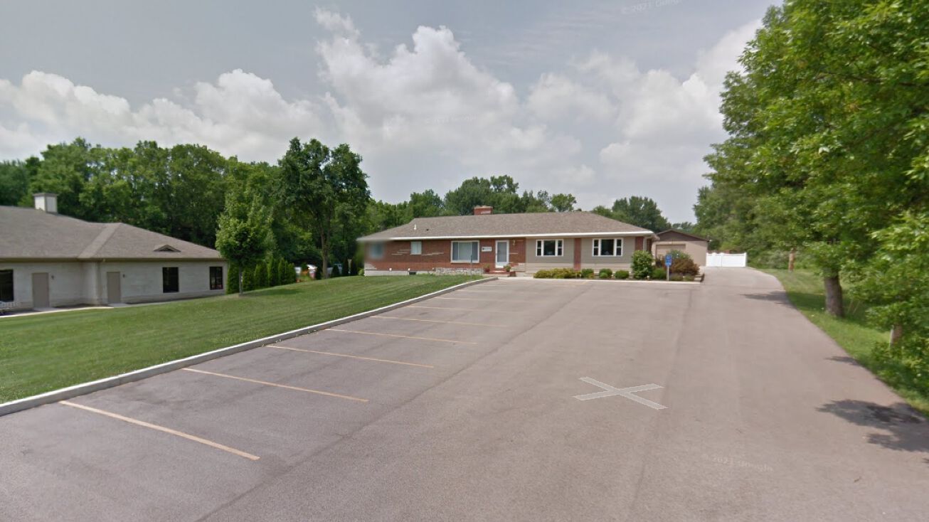 3044 Dayton Xenia Rd, Dayton, OH 45434