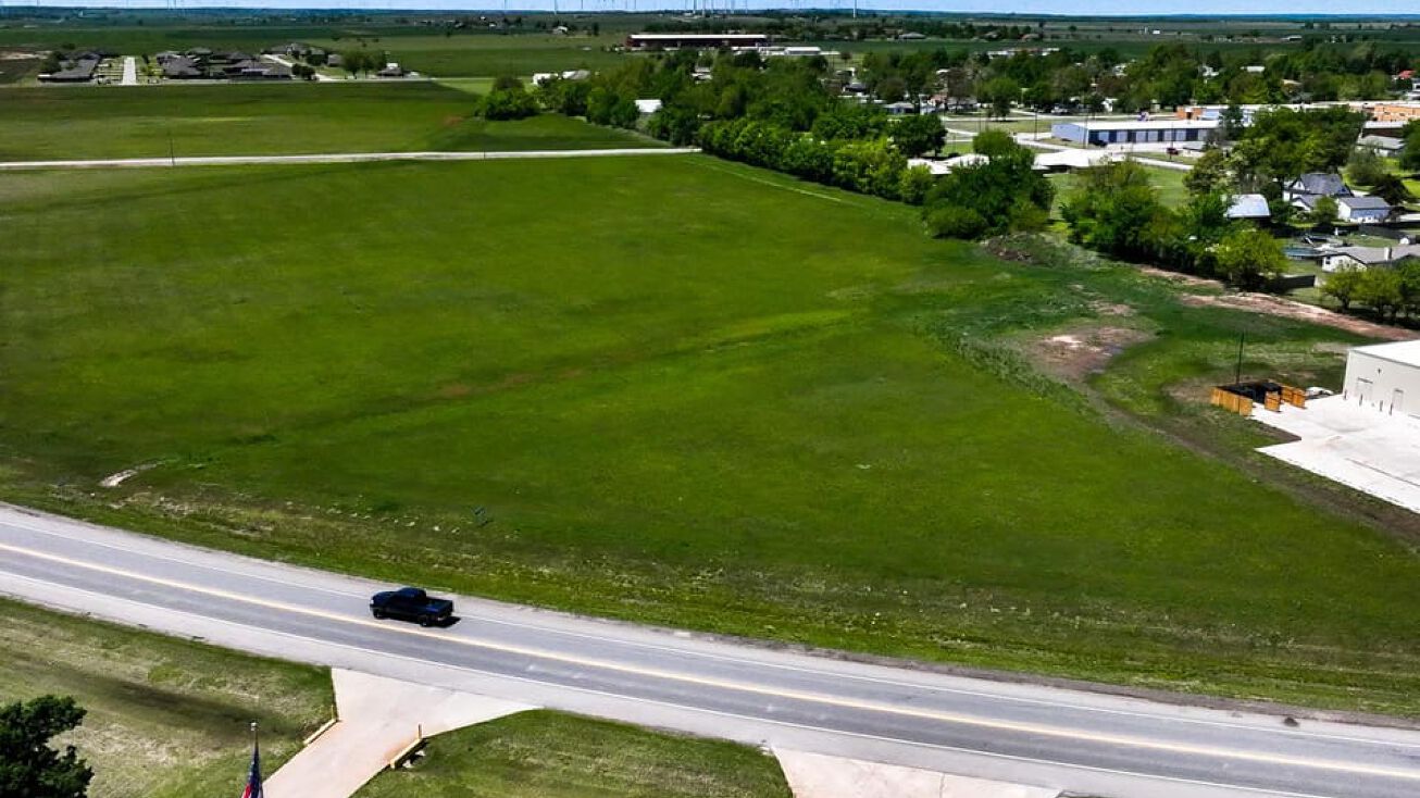 Highway 81, Minco, OK 73059