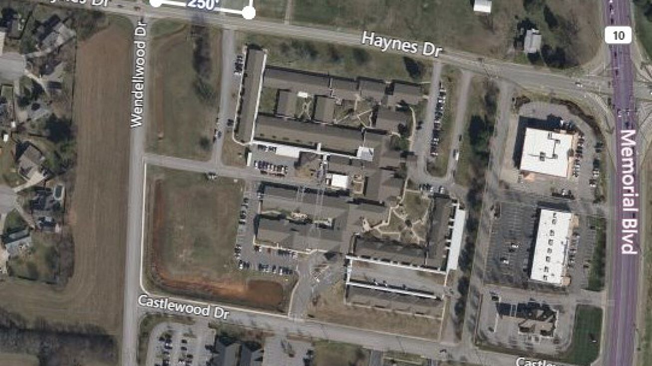 206 Haynes Dr, Murfreesboro, TN 37129