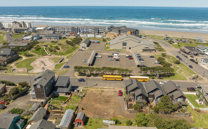 Pictures of Land, Mixed Use, Multifamily property located at 47 SW Coast Street, Newport, OR 97365 for sales - image #1