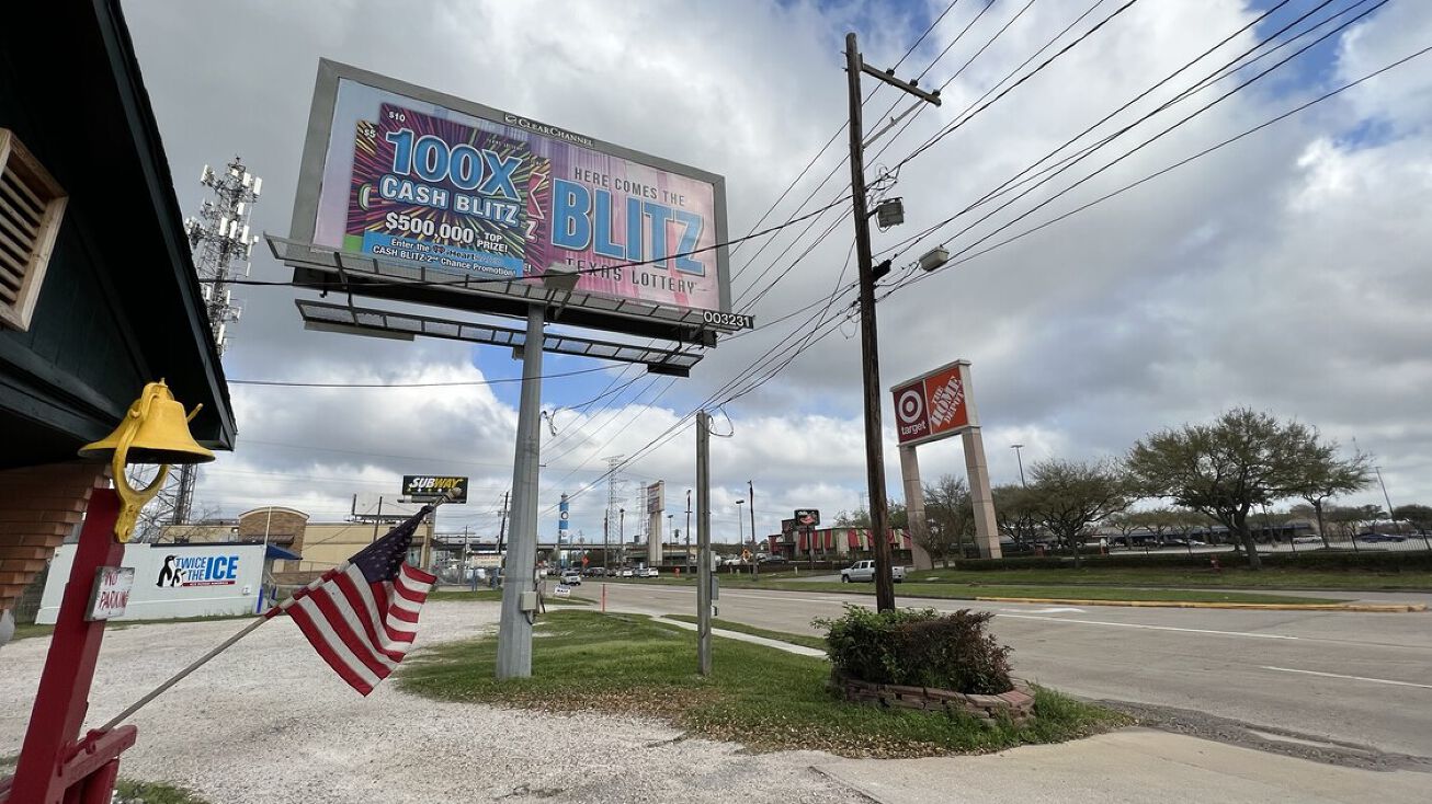 226 Marina Bay Dr, Kemah, TX 77565 Retail Property for Sale 1 Acre