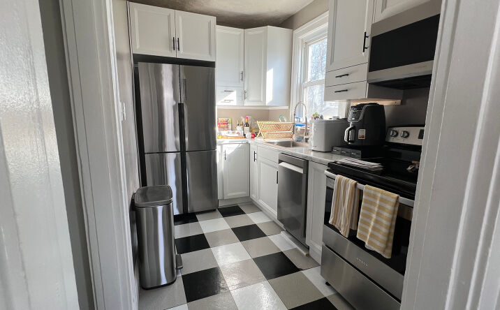Pictures of Multifamily property located at 3512 Wabash Ave, Cincinnati, OH 45207 for comps - image #1