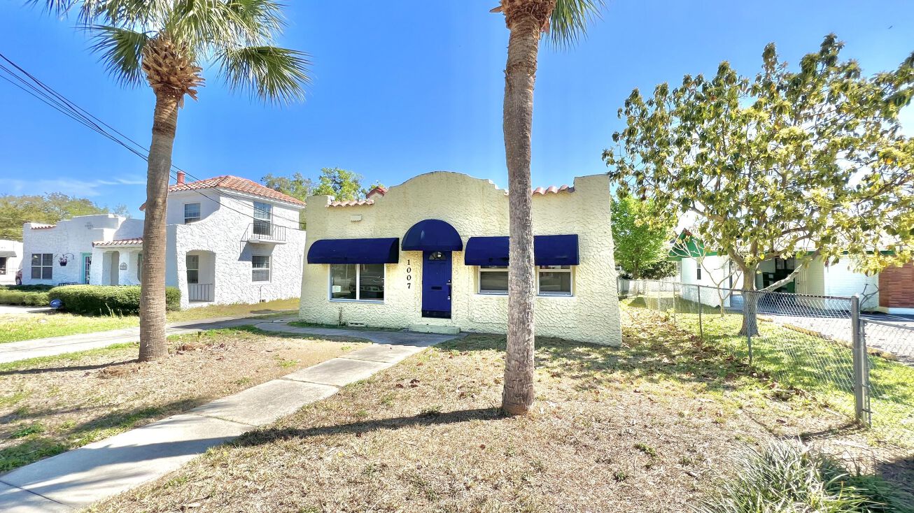 1007 S Washington Avenue, Titusville, FL 32780