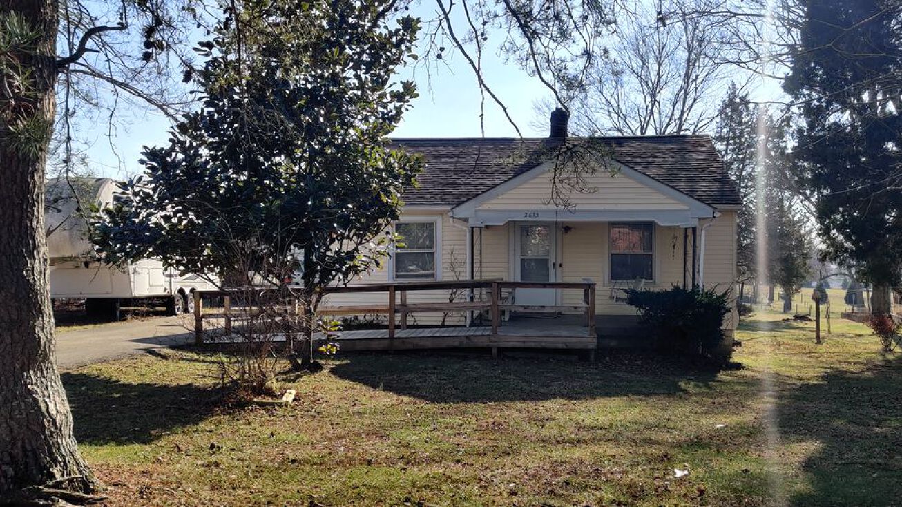 2613 Shining Water Dr, Jeffersontown, KY 40299