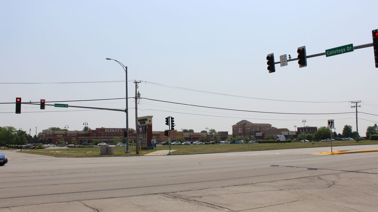 E Laraway Rd, New Lenox, IL 60451