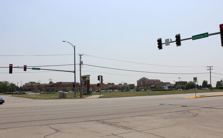Pictures of Land property located at E Laraway Rd, New Lenox, IL 60451 for sales - image #1