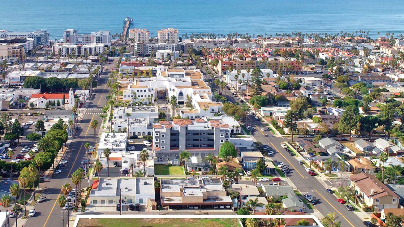 990 Pier View Wy, Oceanside, CA 92054