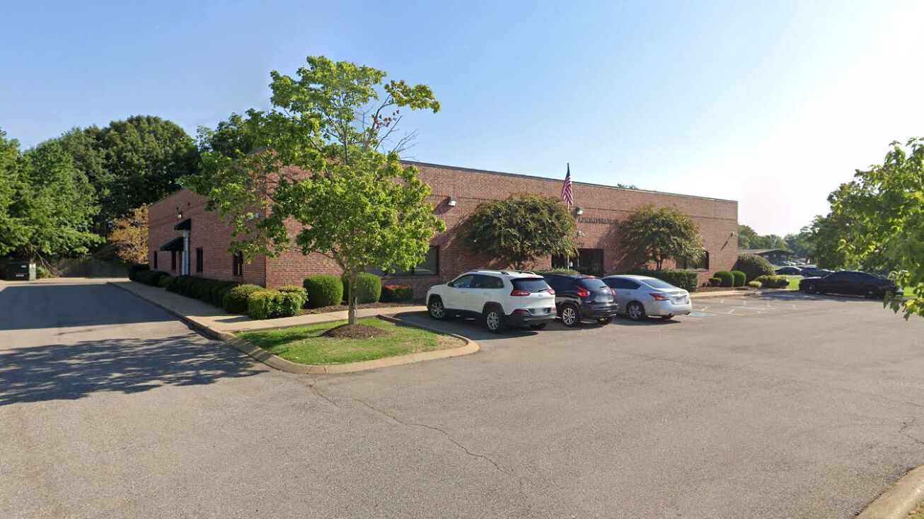 1070 Vendall Rd, Dyersburg, TN 38024 Office Property for Sale