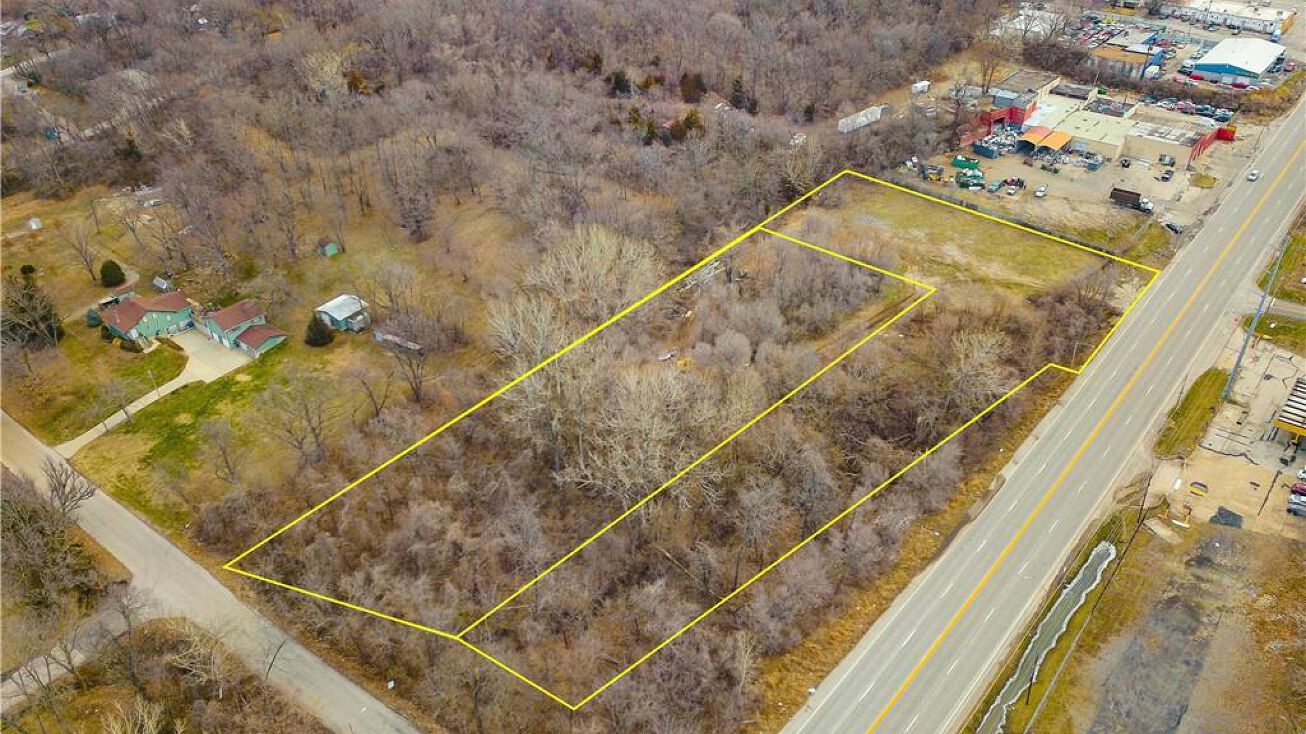 601 S Sugar Creek Boulevard, Sugar Creek, MO 64054