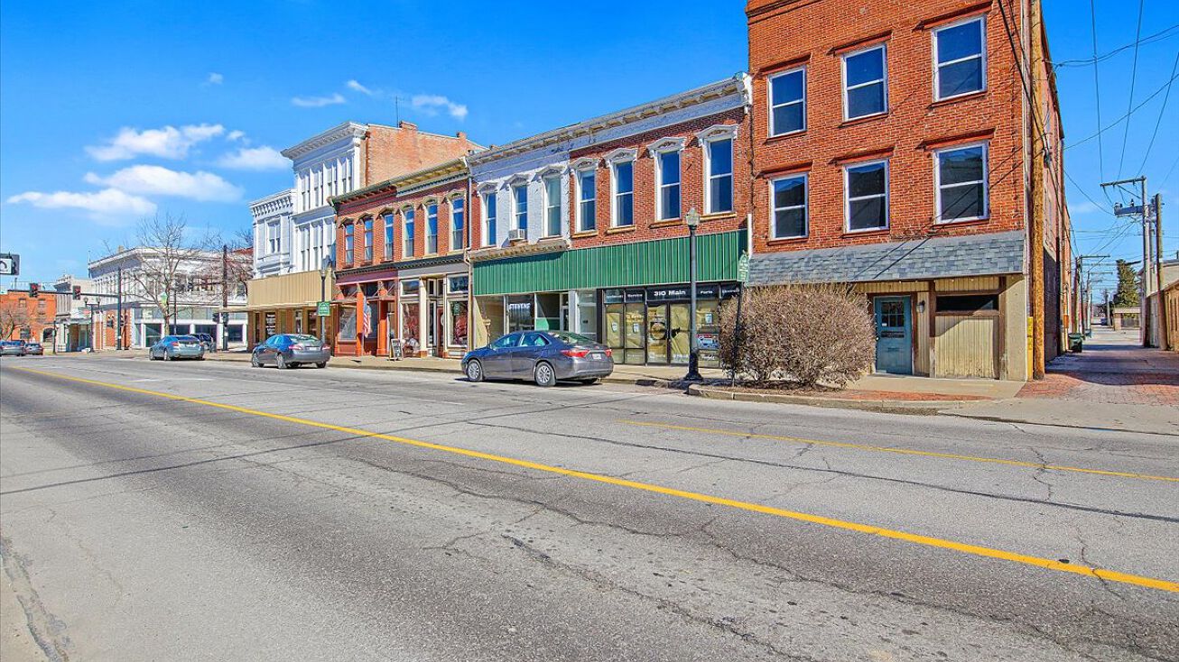 308 Main St, Boonville, MO 65233 | Crexi.com