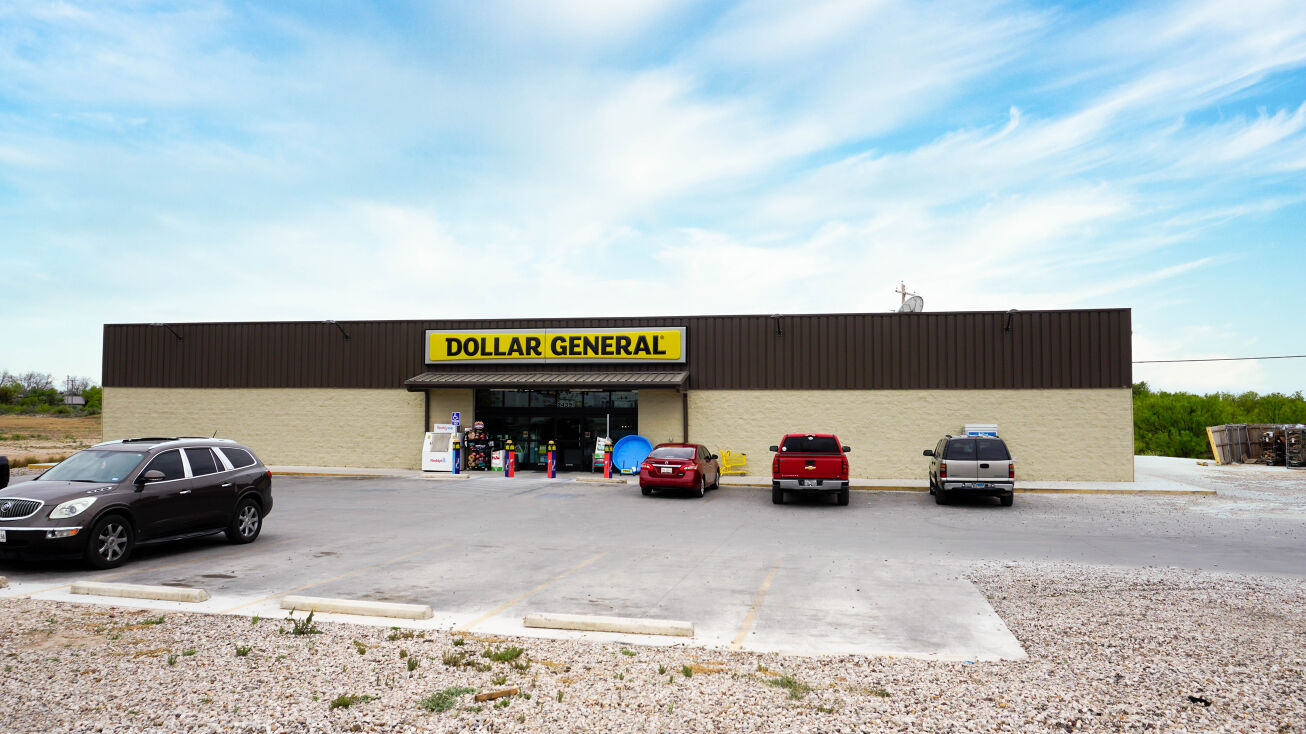 2439 Cienegas Rd, Del Rio, TX 78840