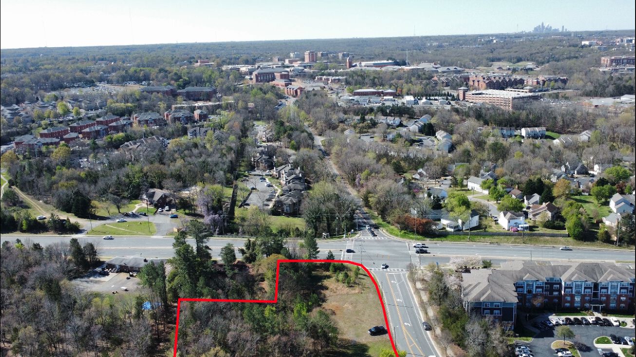 701 E Mallard Creek Church Rd, Charlotte, NC 28262