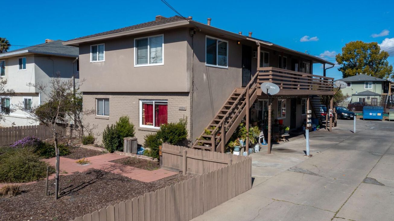 3905 44th Ave, Sacramento, CA 95824 Multifamily Property for Sale