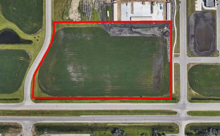 Pictures of Land property located at US-10, Dilworth, MN 56529 for sales - image #1