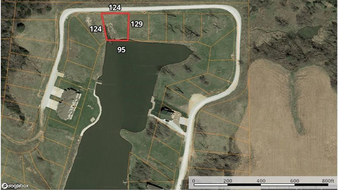 2 Wildflower Dr, Unionville, MO 63565