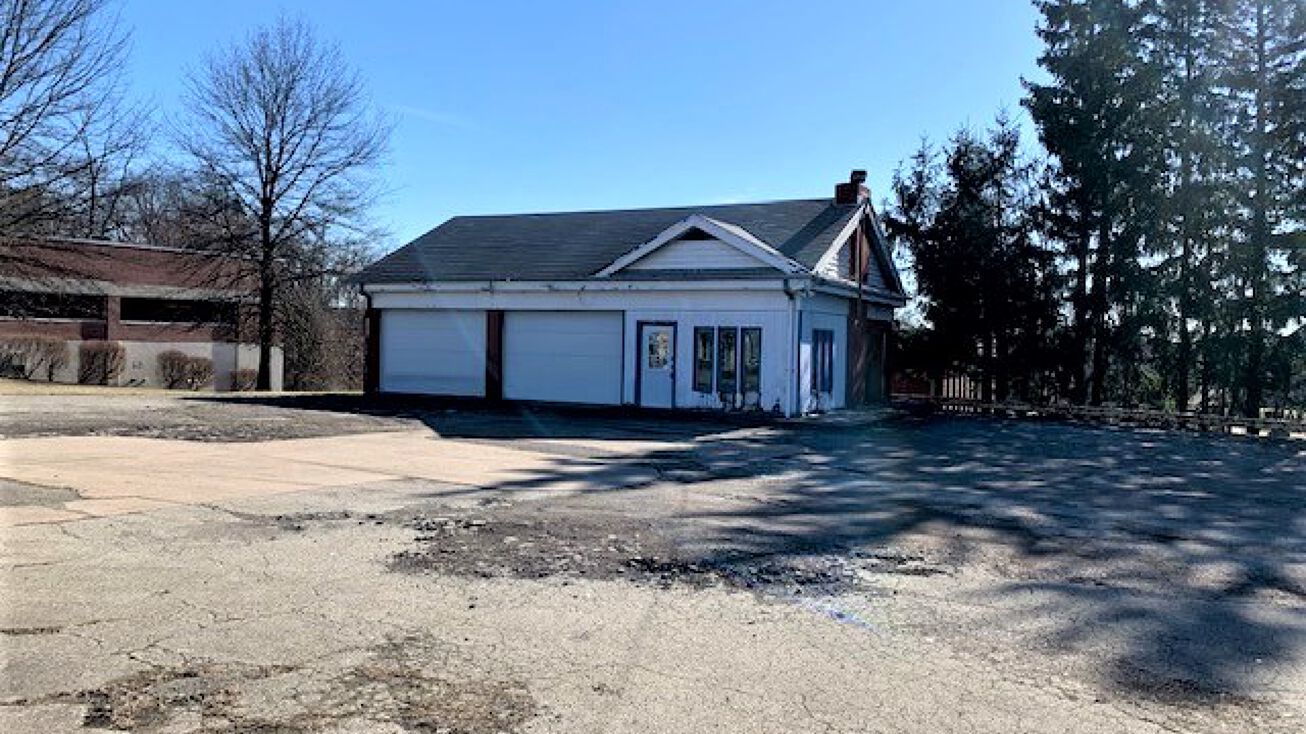 2530 Monroeville Blvd, Monroeville, PA 15146