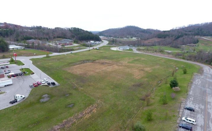 Pictures of Land property located at 999 Cumberland Falls Highway, Corbin, KY 40701 for sales - image #1