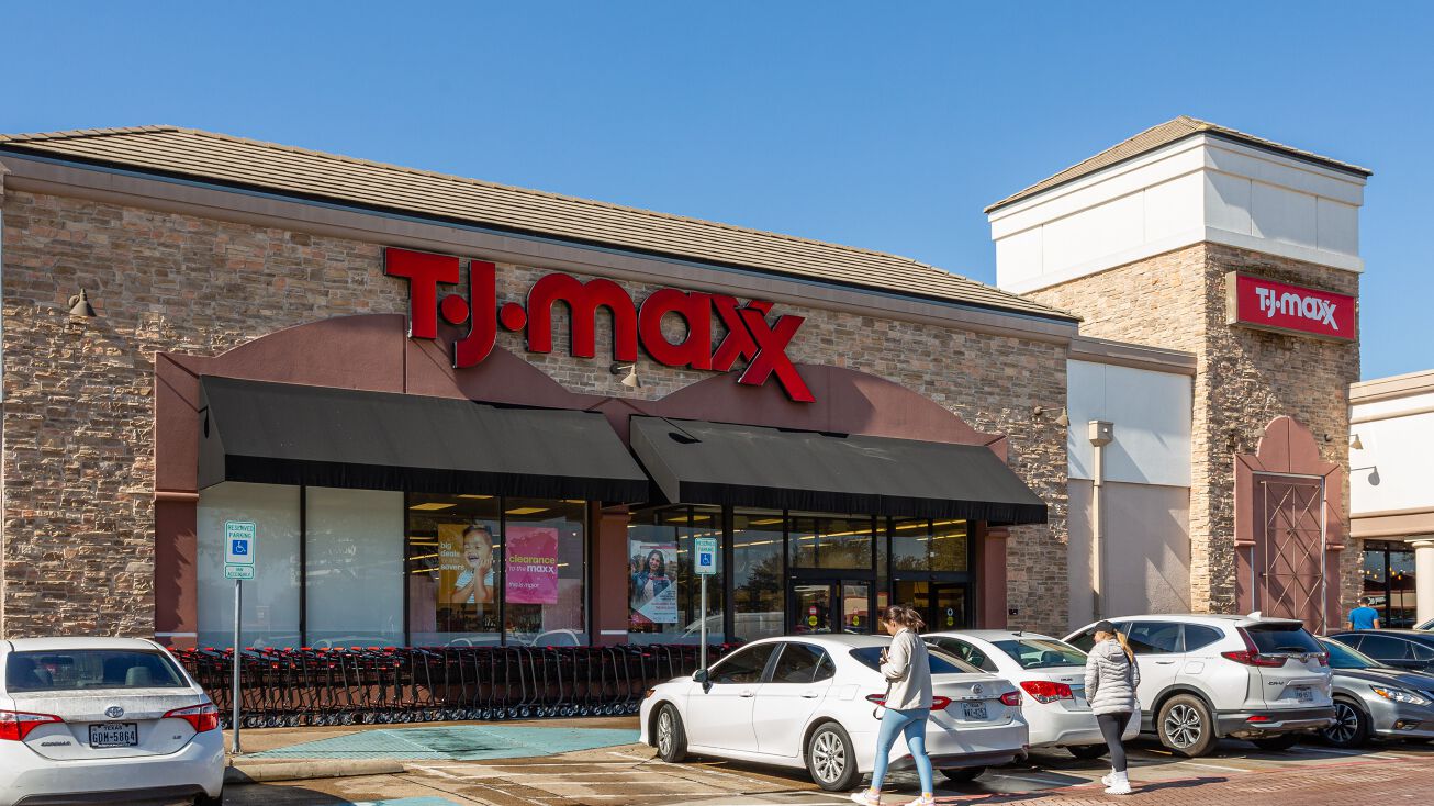 100 S Central Expy, Richardson, TX 75080 Retail Property for Sale Richardson Heights