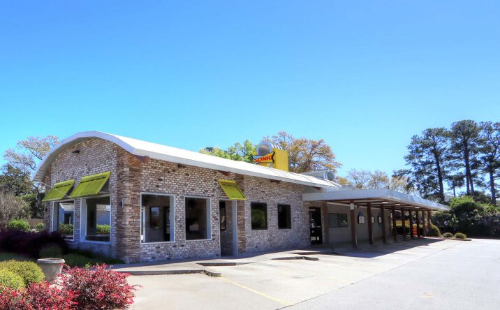 Pictures of Retail property located at 312 Columbia Ave, Lexington, SC 29072 for sales - image #1