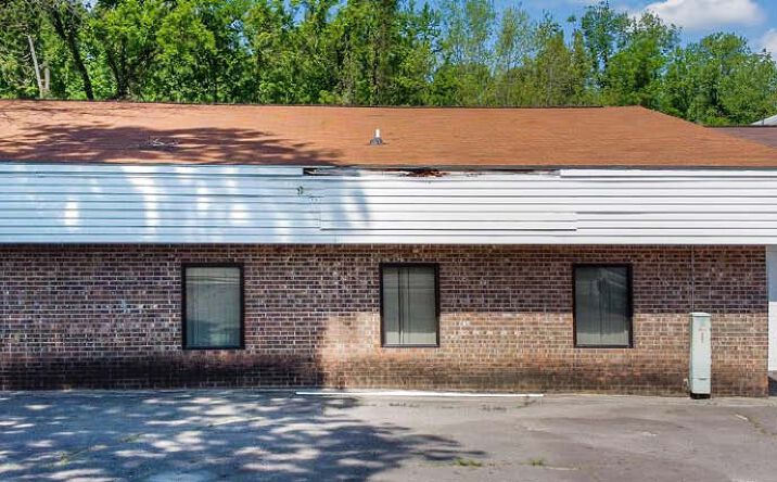Pictures of Industrial property located at 225 Dunn Rd, Fayetteville, NC 28312 for sales - image #1