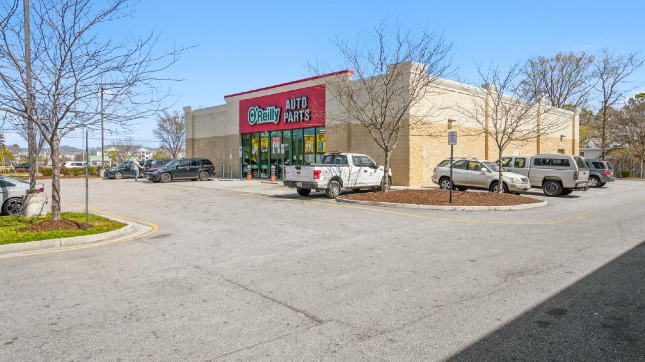 1061 Virginia Beach Blvd, Virginia Beach, VA 23451