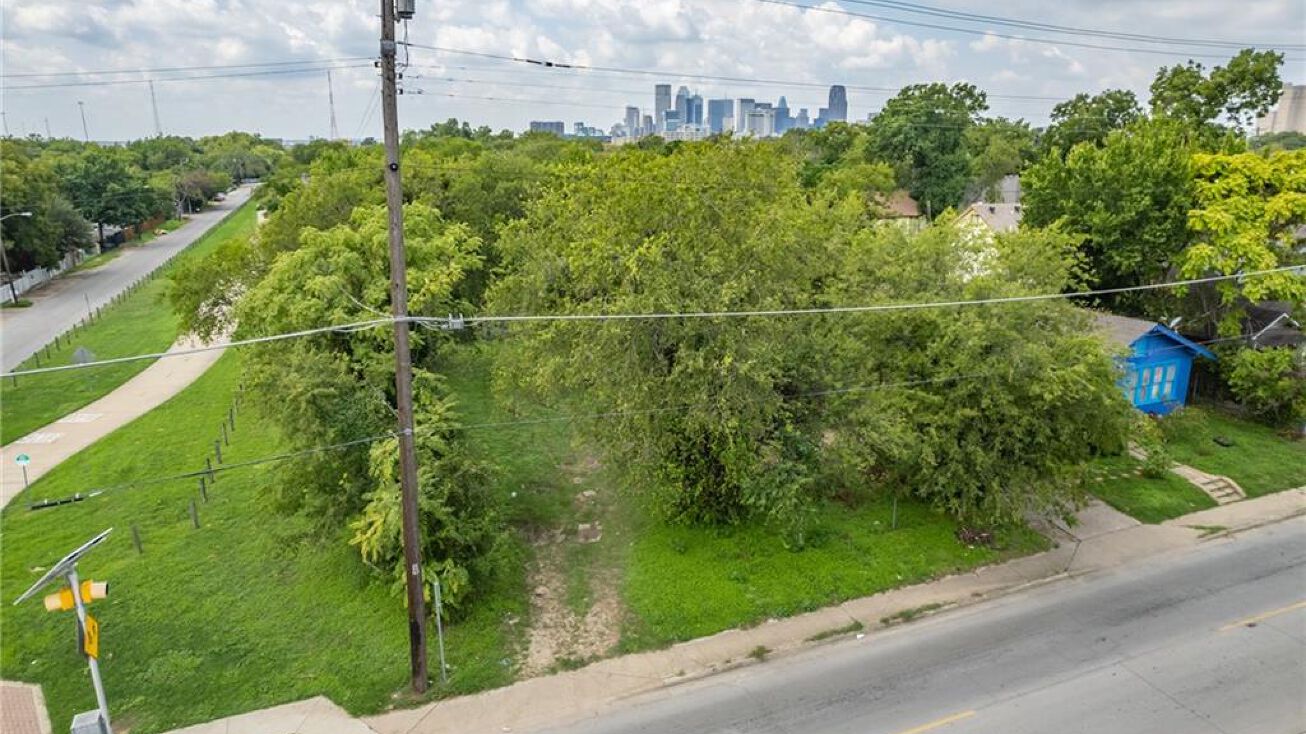 319 + 8 S Fitzhugh Street, Dallas, TX 75226 Retail Property for Sale