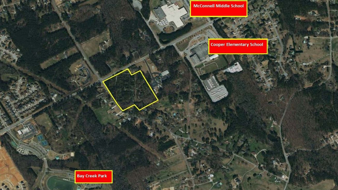 2766 Camp Mitchell Rd, Loganville, GA 30052