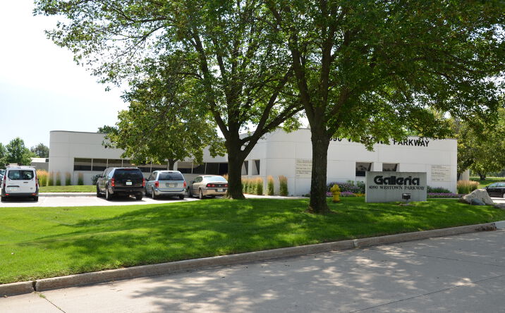 Pictures of Office property located at 4090 Westown Pkwy, West Des Moines, IA 50266 for sales - image #1
