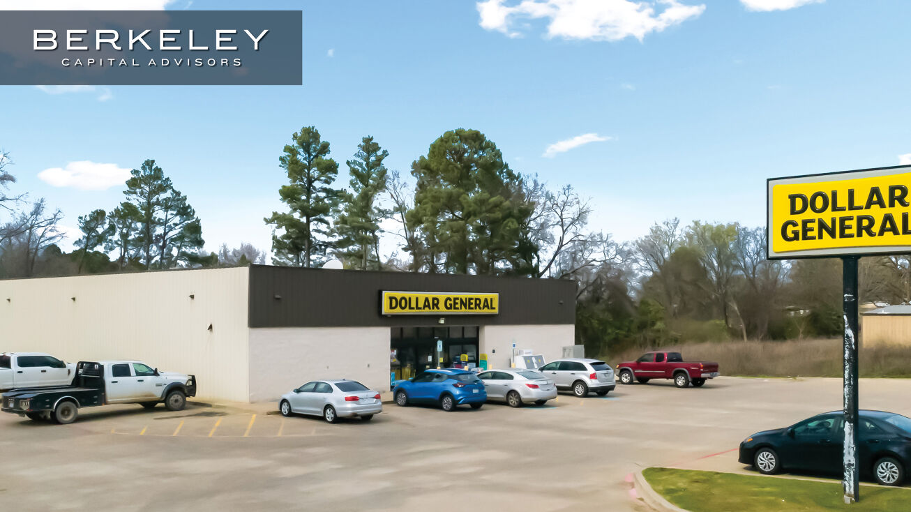 1621 N Main St, Gladewater, TX 75647 Retail Property for Sale