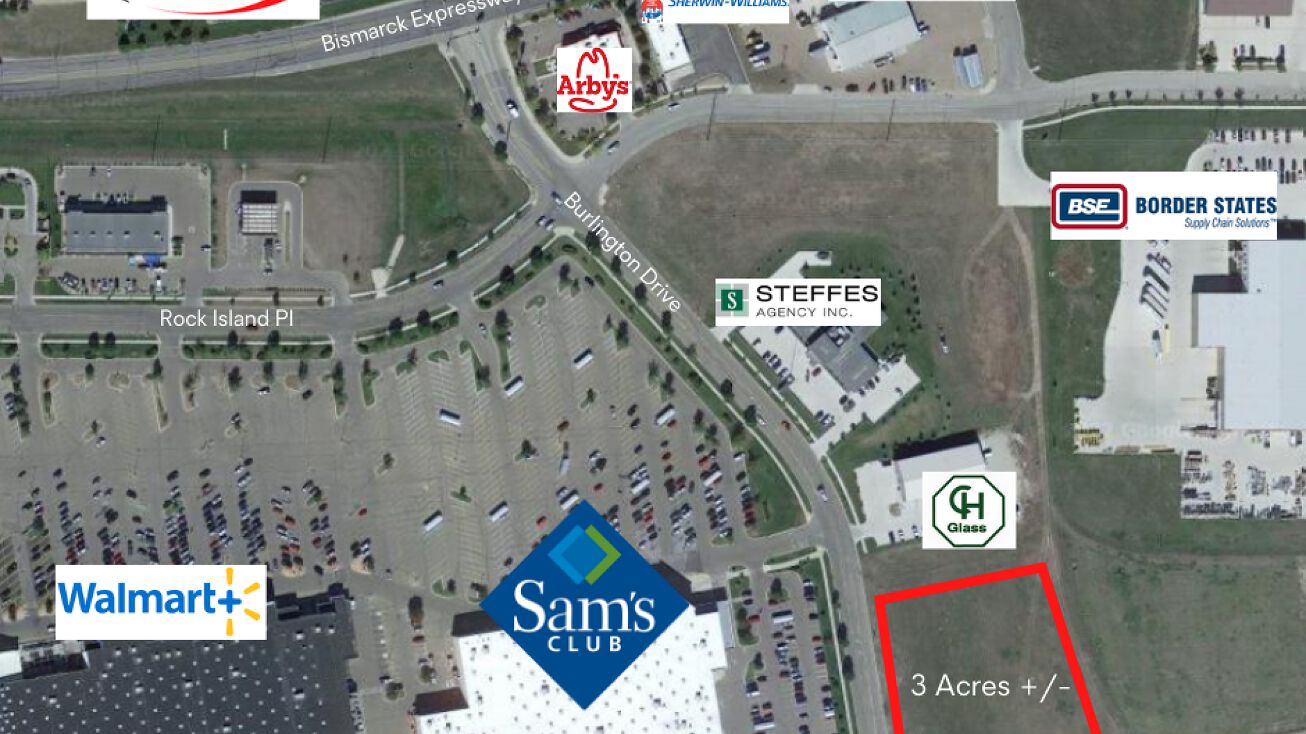 3101 Rock Island Pl, Bismarck, ND 58503