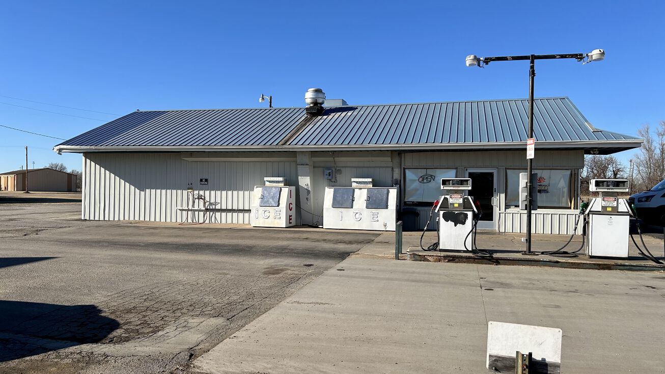 2024 KS156, Holyrood, KS 67450