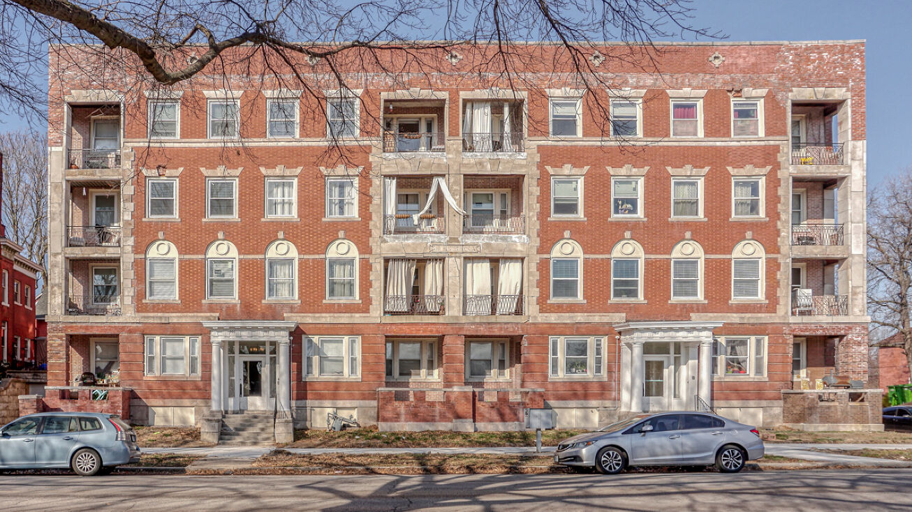 500 Gladstone Blvd, KCMO, MO 64124