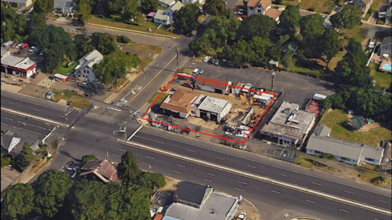 Pictures of Mixed Use, Multifamily, Retail property located at 961 NJ-36, Atlantic Highlands, NJ 07716 for sales - image #1