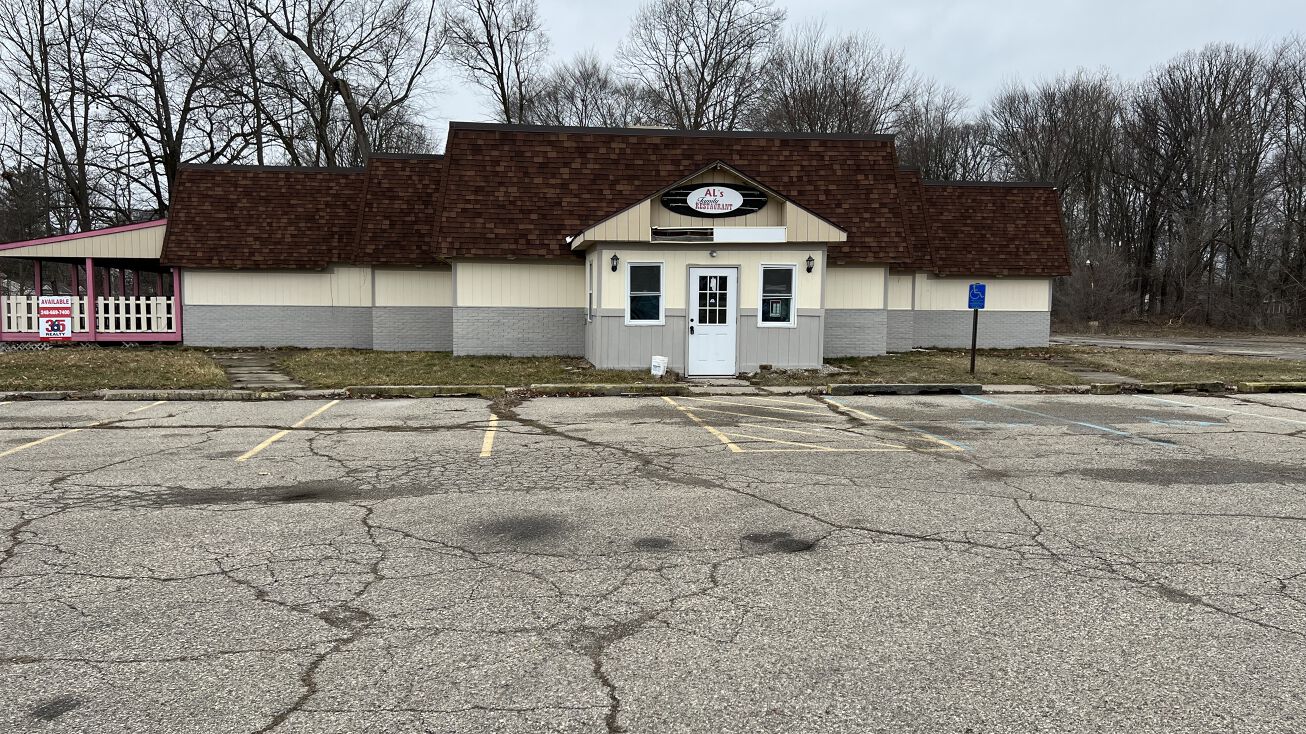 3457 N Genesee Rd, Flint, MI 48506