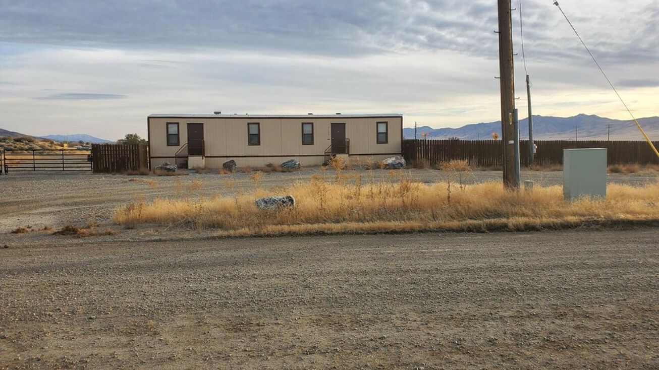 9105 Grass Valley Rd, Winnemucca, NV 89445