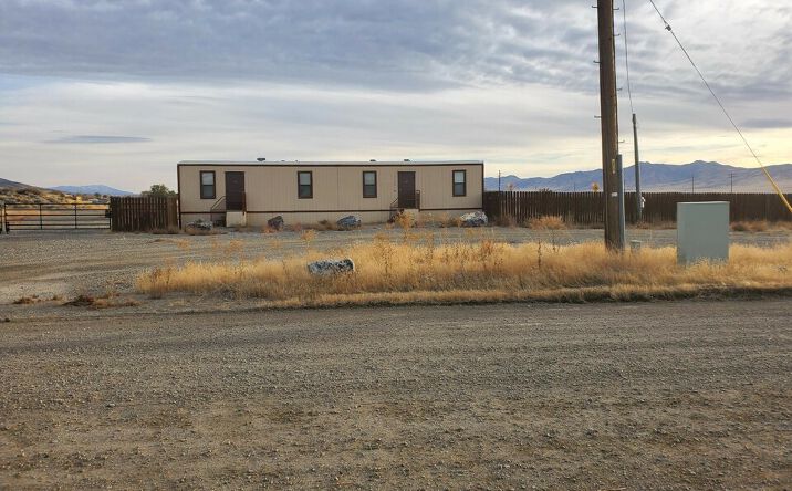 Pictures of Retail property located at 9105 Grass Valley Rd, Winnemucca, NV 89445 for sales - image #1
