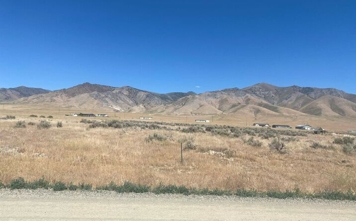 Pictures of Land property located at 9415 Zaring Ave, Winnemucca, NV 89445 for sales - image #1