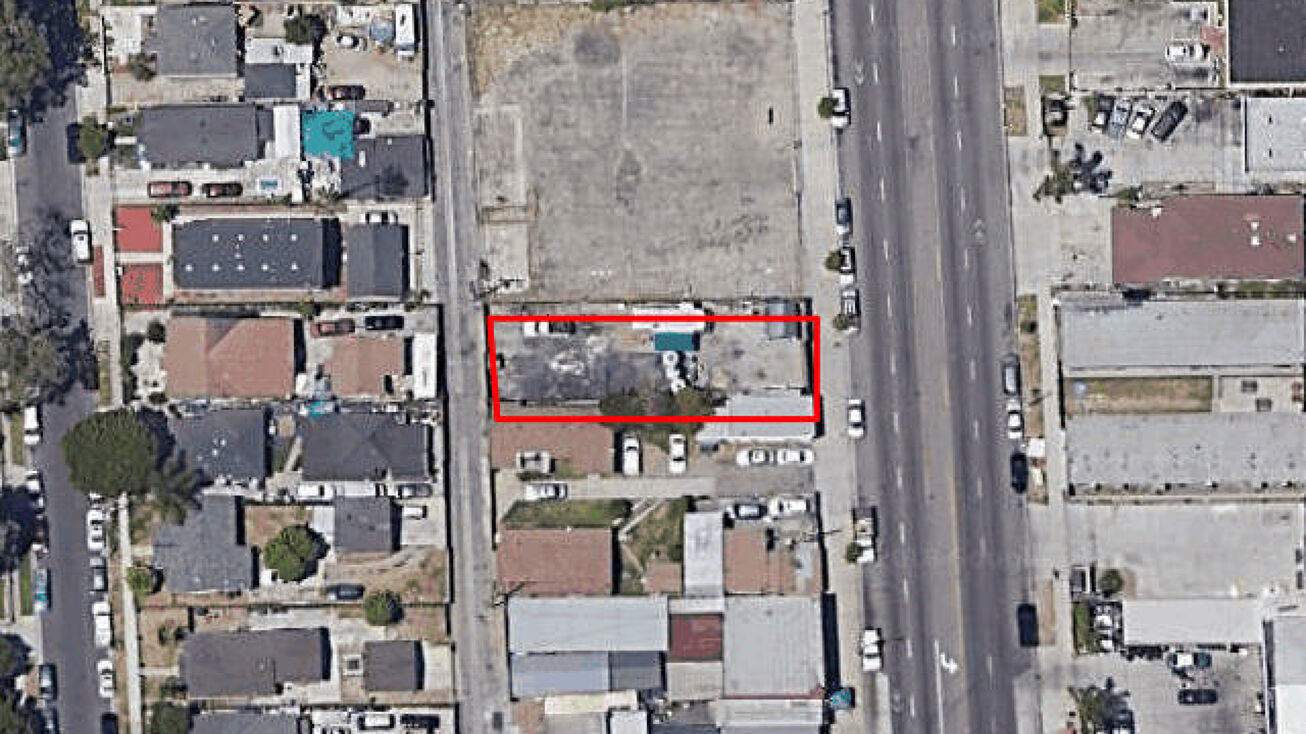 15409 Atlantic Ave, Compton, CA 90221