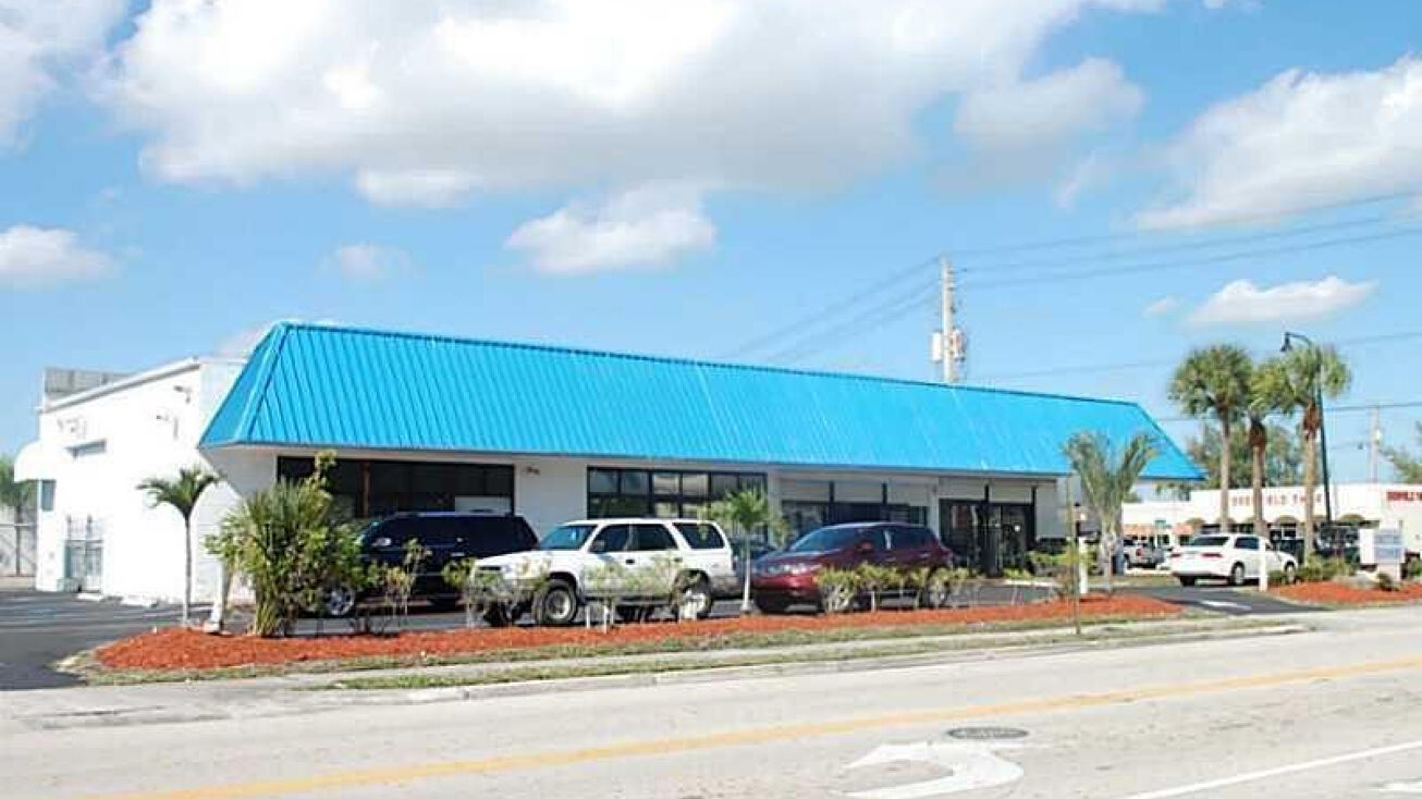 15 SE 2nd Avenue, Deerfield Beach, FL 33441