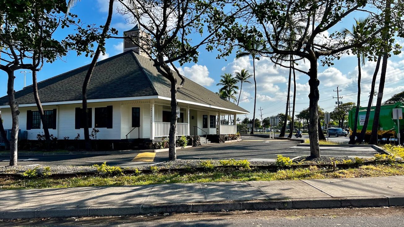 7 E Kaahumanu Ave, Kahului, HI 96732