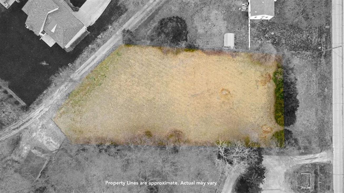 13728 Midland Drive, Shawnee, KS 66216