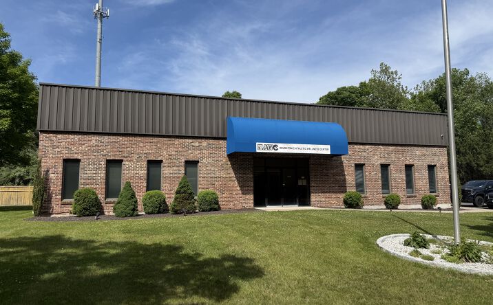 Pictures of Industrial, Office, Special Purpose property located at 17 Berkshire Rd, Newtown, CT 06482 for sales - image #1