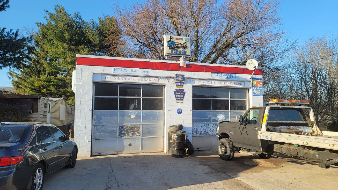 1011 Lee Ave, Dauphin, PA 17018