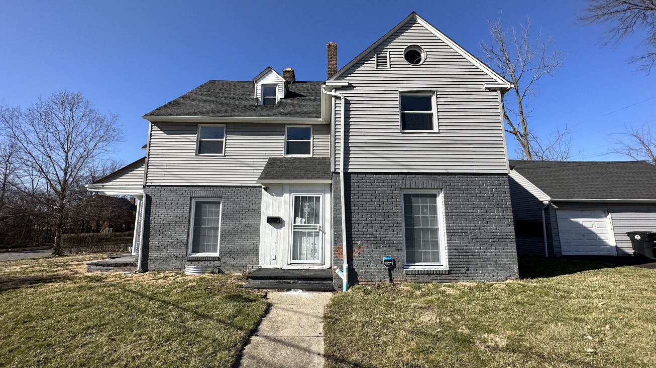 3113 Ashwood Rd, Cleveland, OH 44120